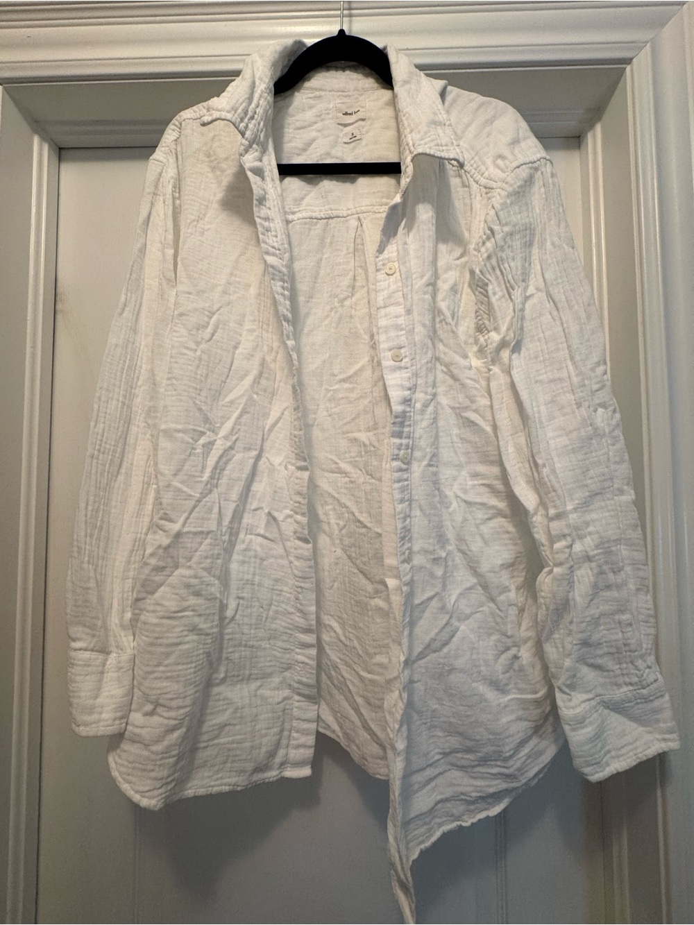 Aritzia Wilfred Button Down - Size XL